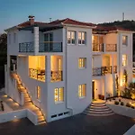 Villa With Heated Pool