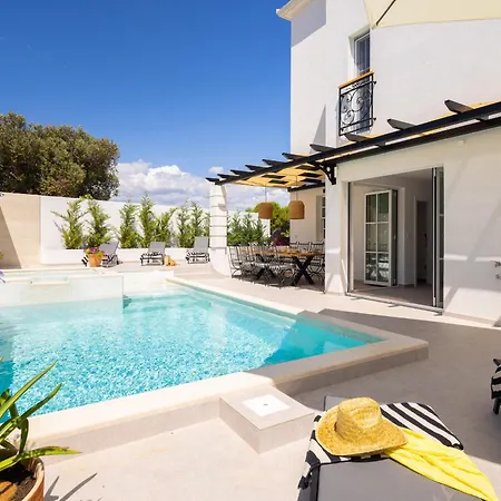 With Heated Pool * Ražanj