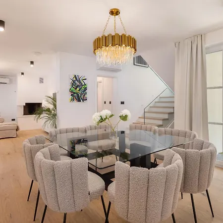 فيلة With Heated Pool