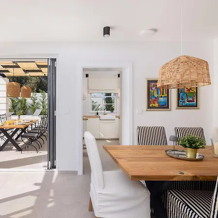 فيلة With Heated Pool