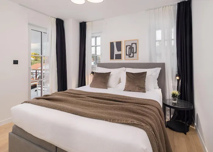 With Heated Pool Villa *