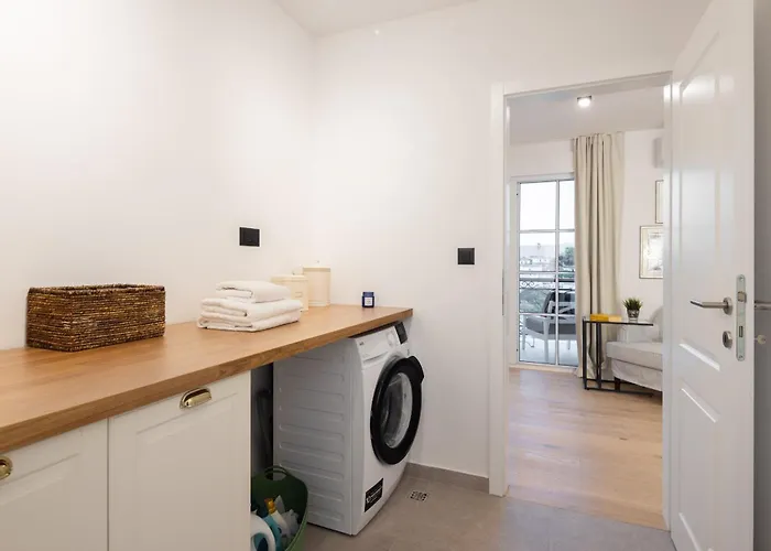 With Heated Pool * Ražanj